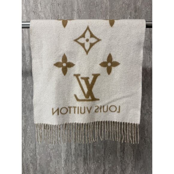 LOUIS VUITTON Monogram Reversible 100% Cashmere Scarf In Cream & Caramel Made In - Picture 3 of 8